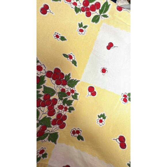Vtg 40s Yellow Cherries Print Tablecloth Square Heavy Cotton 53x48 Floral Summer - Picture 6 of 6